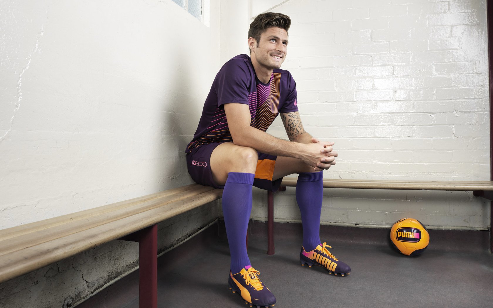 荷兰男队水球快攻效率提升明显，荷兰队手球